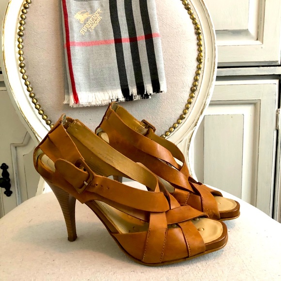 EMYCO Shoes - EMYCO Leather sandals